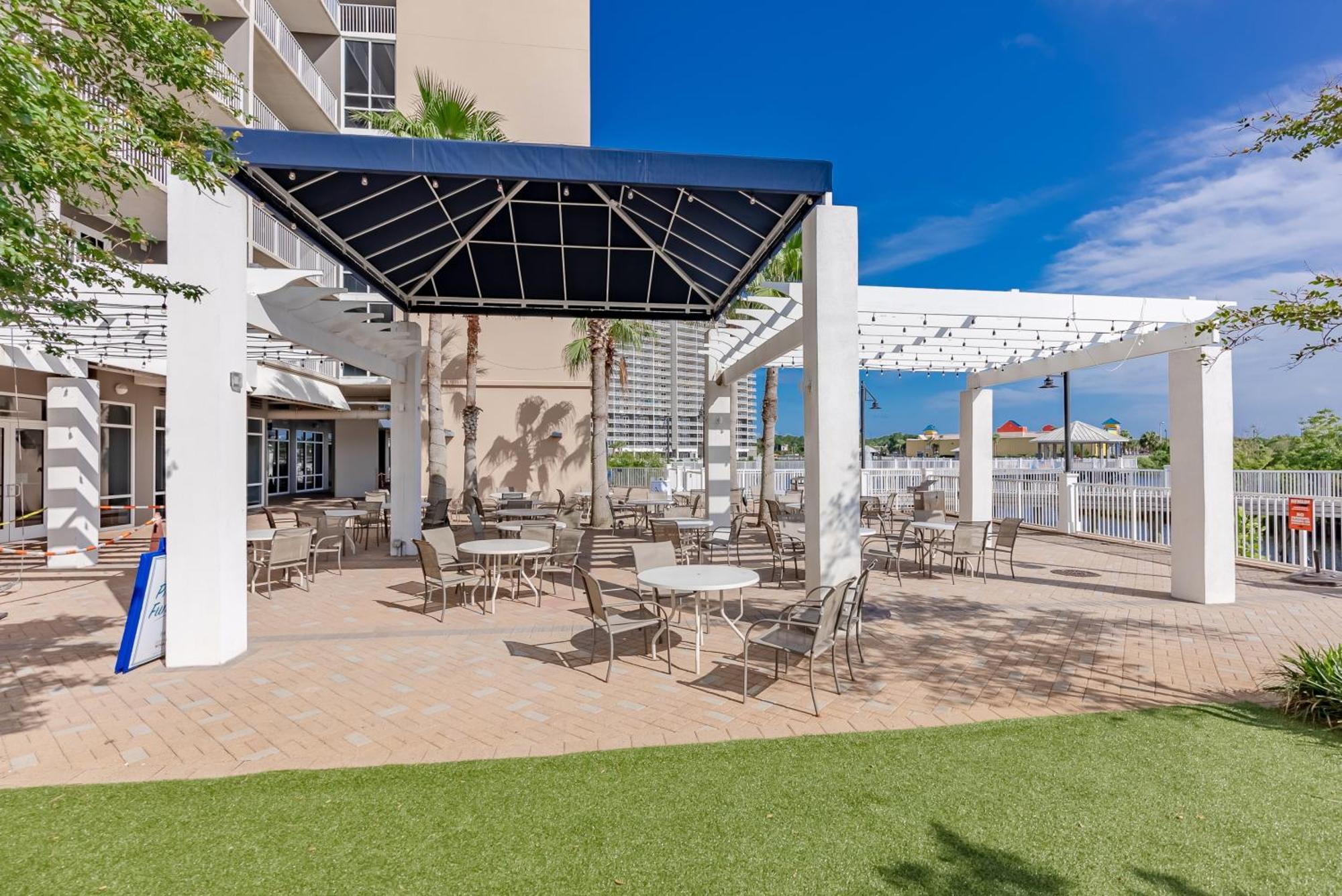 Apartment Spacious With Gulf Views! Sleeps 8! By Dolce Getaways Pcb